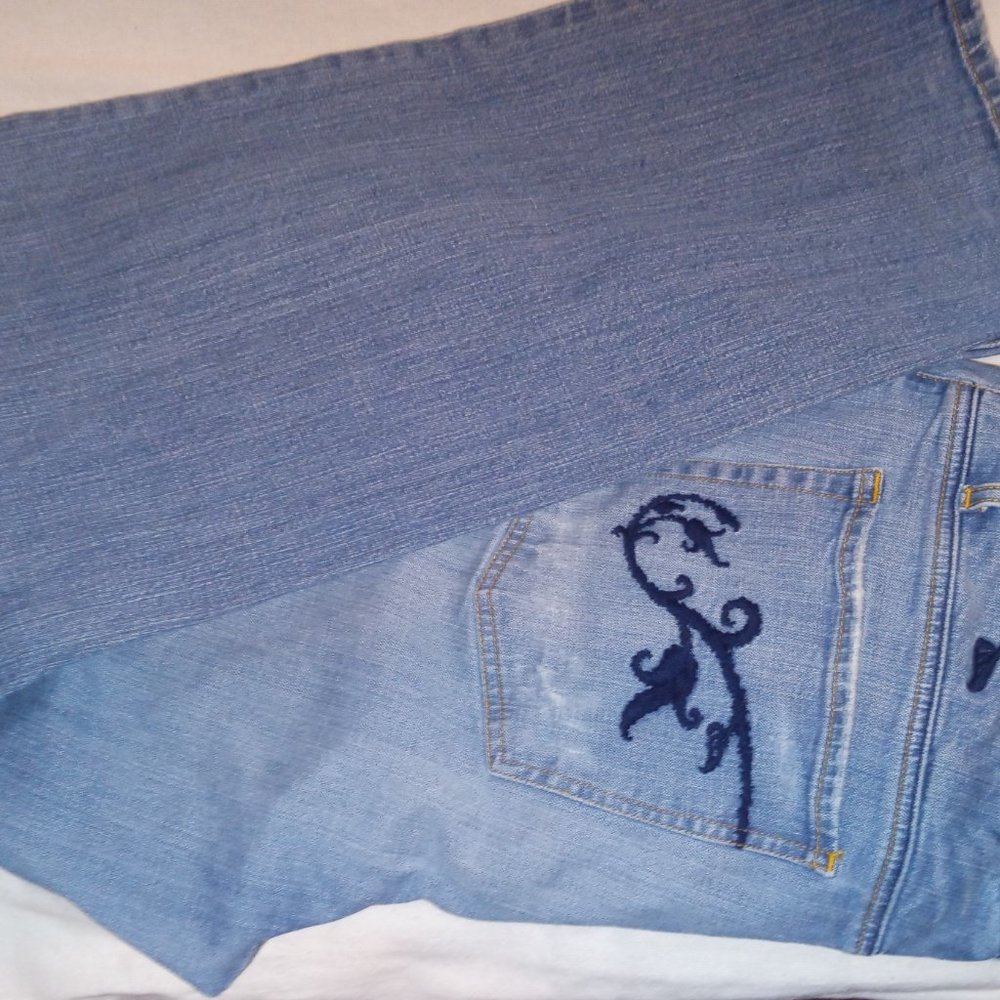 Seven7 Premium Denim